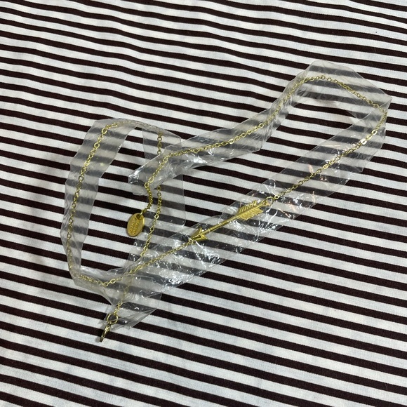 Maison Scotch Arrow necklace - Picture 6 of 7